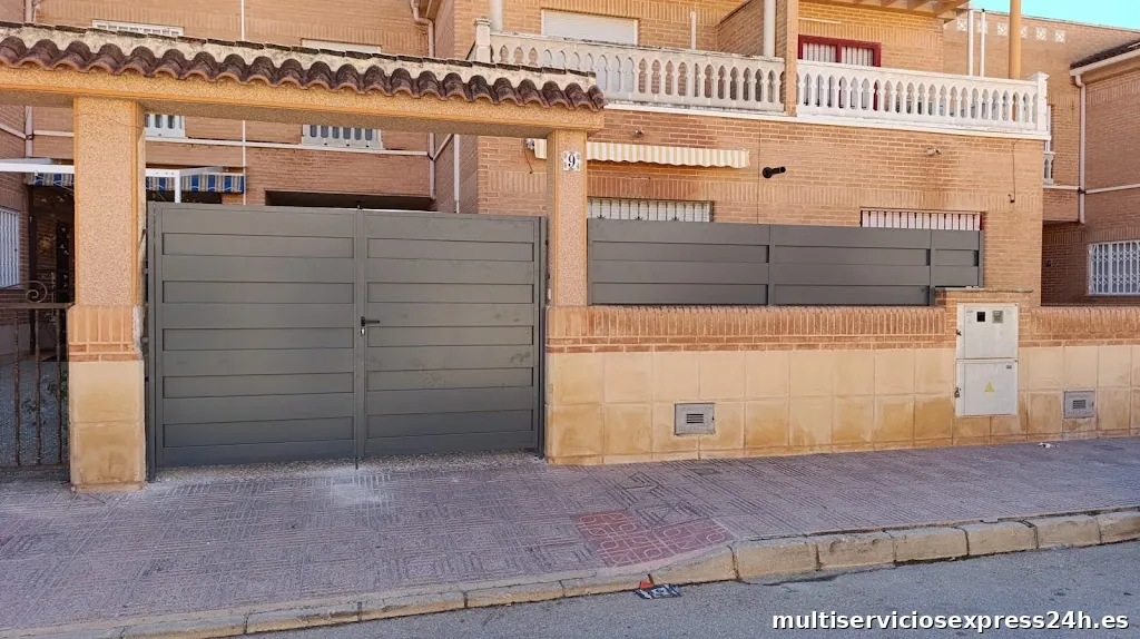 Carpintería Metálica Alicante Dymar & Luna: expertos en hierro