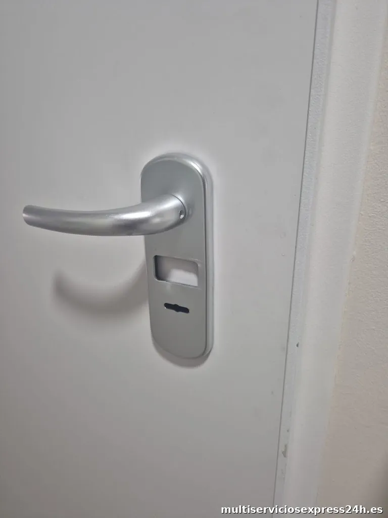 Cerrajeros Huercal de Almería Misterkey24h